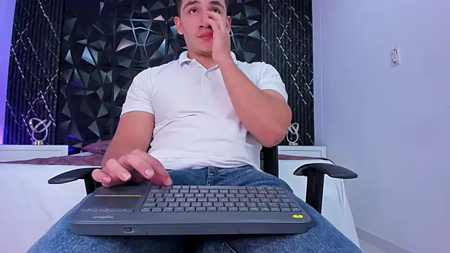 JeffDaltton live sex cam