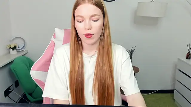 LavetaShiroma's cam snapshot