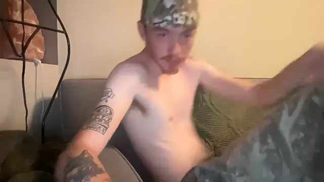 younghungginger live sex cam