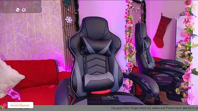 Aurora_thomas__1's cam snapshot