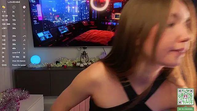 ElfredaTupy's cam snapshot