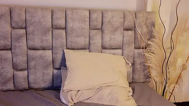 LunaOcampo_'s cam snapshot