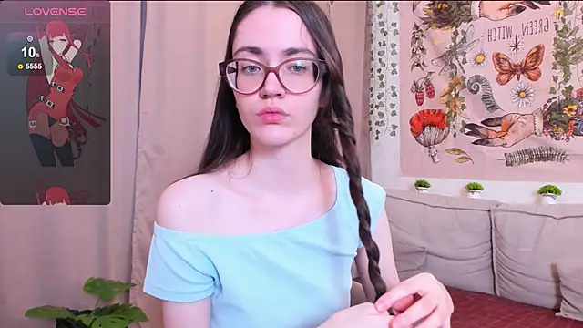 bellacatlovesmeat's web cam