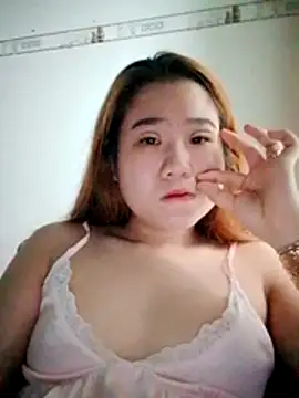 Sexy-ladyass18 live sex cam