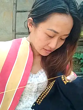 mikey-bae live sex cam