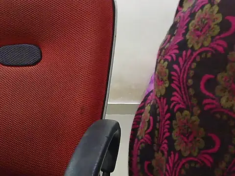 roja-1's cam snapshot