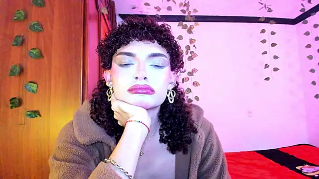 lucianromero live sex cam