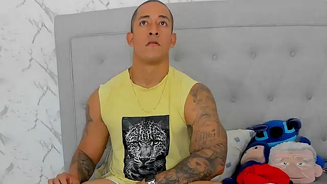 luigiferrara live sex cam