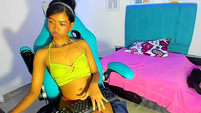 Dakota_evans18 live sex cam