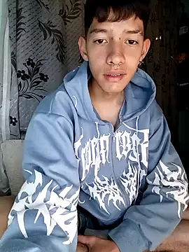 heyy_noah11 live sex cam