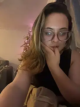 Lilaa2305's cam snapshot