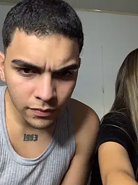 Sharlotte_Davin live sex cam