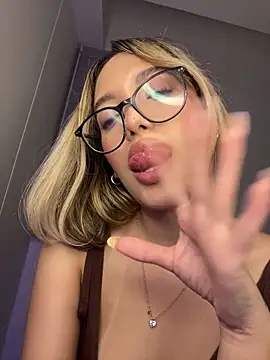 saliha_pinky_ live sex cam