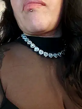 chelaqueen_ live sex cam