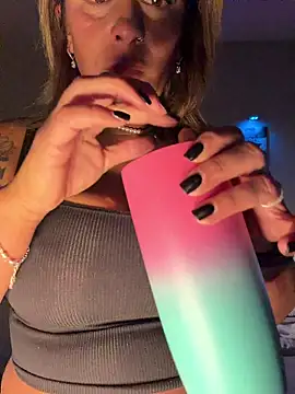 bossyroxy84 live sex cam