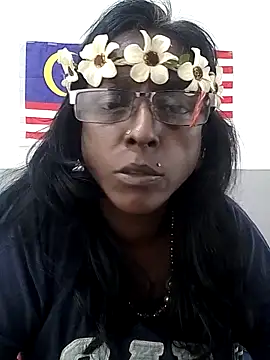 mamakarma1403 live sex cam