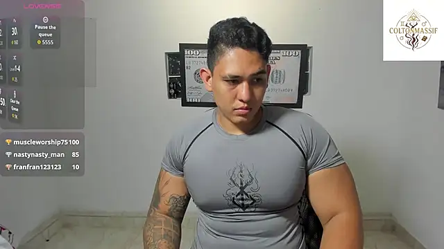 Colton_Massif live sex cam
