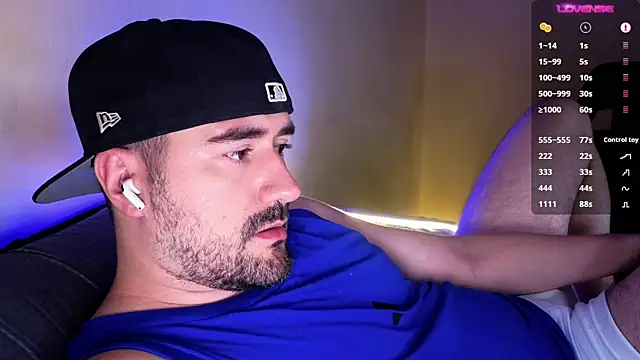 DominantTheo live sex cam