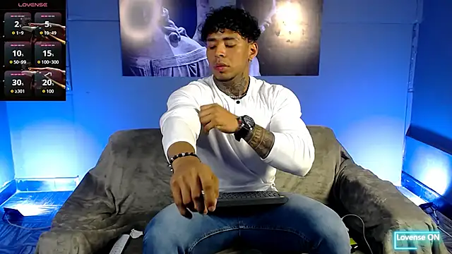 bradley_smith live sex cam