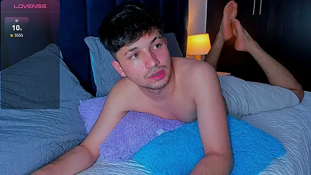 Issac_james_ live sex cam