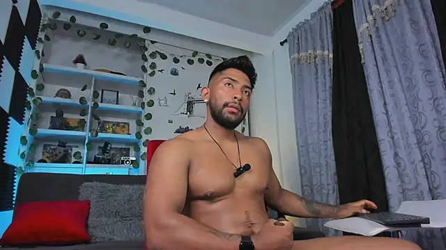 ryanboy30 live sex cam