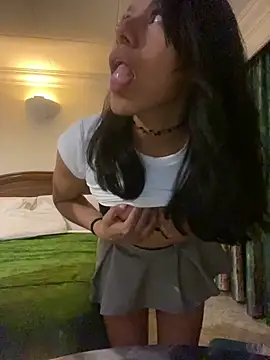 Katherinm live sex cam