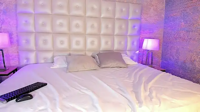 loladupont live sex cam