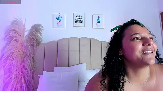 _aithanaa_ live sex cam