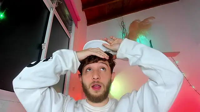 Juan_Castano live sex cam