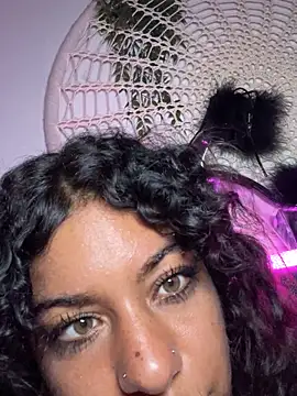 AlyssaHottv_ live sex cam