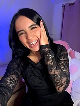 Emily-14 live sex cam