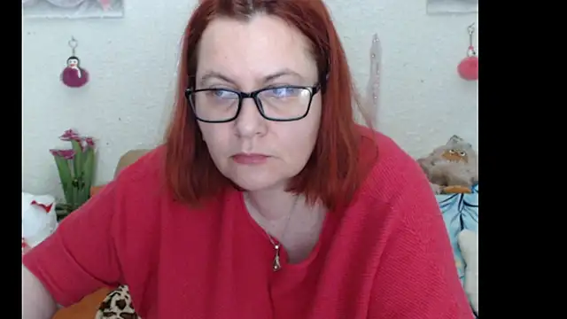 PlayfullMature live sex cam