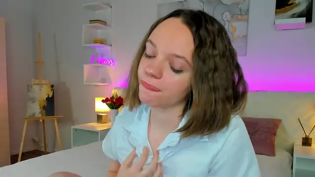 Olivia_Riesz's cam snapshot