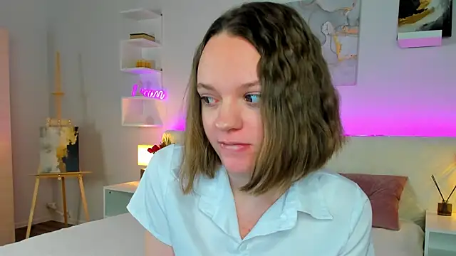 Olivia_Riesz's cam snapshot