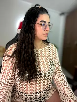 Lia_flowers's cam snapshot