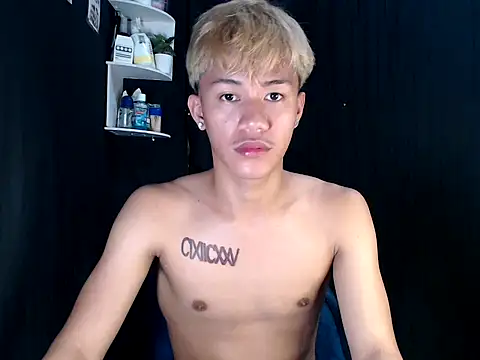 naughtyboyloy_0 live sex cam