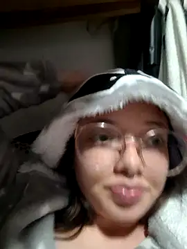 linda-schmidt's cam snapshot