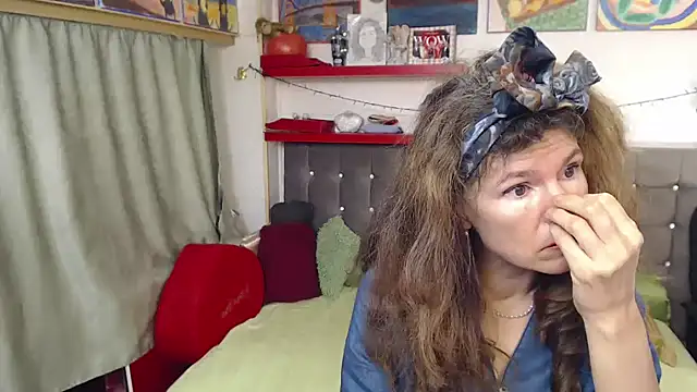 kellyterapy's cam snapshot