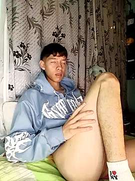 heyy_noah11 live sex cam