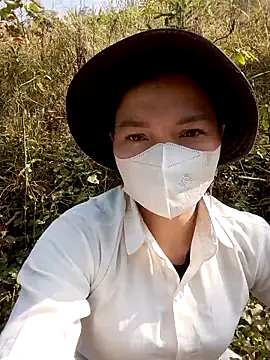 nat-tri's cam snapshot