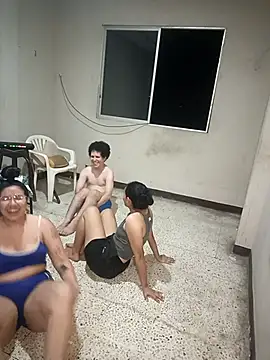 DanelyLopez's cam snapshot