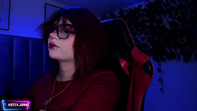 Kitty_Gang's cam snapshot