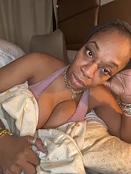 Kennady_Buxum_Goddess live sex cam