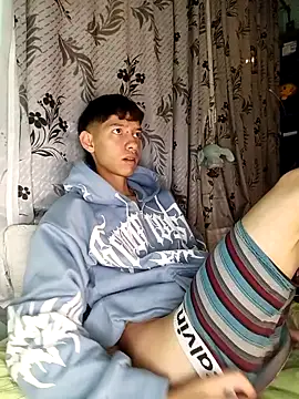 heyy_noah11 live sex cam