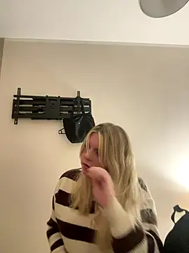 Nallinee live sex cam