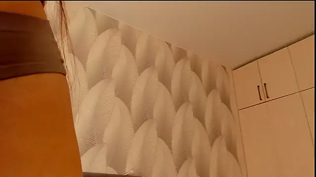 Bambiii_bby live sex cam