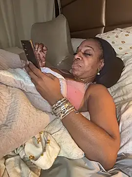 Kennady_Buxum_Goddess live sex cam