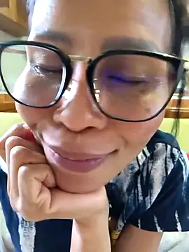 Mama_Eva_1 live sex cam