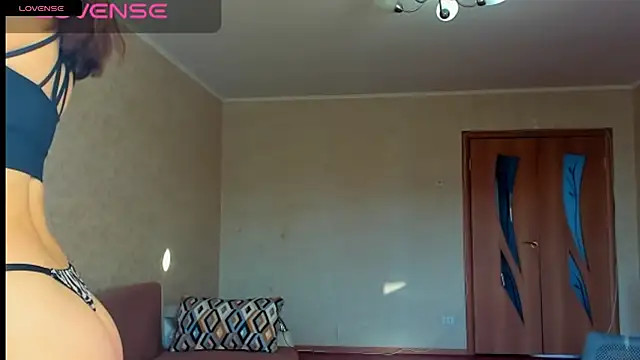 desired_zzoya live sex cam