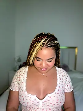 Lucy_wilson5 live sex cam